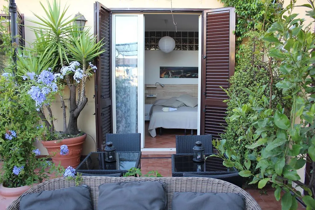 Bed and Breakfast Terrazza Duomo Neapel Frühstückspension
