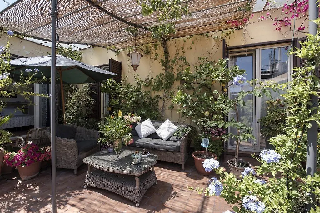 Bed and Breakfast Terrazza Duomo Neapel