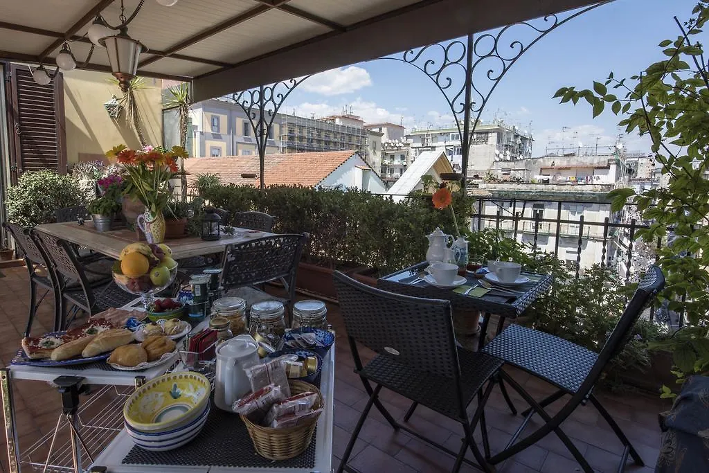 Bed and Breakfast Terrazza Duomo Neapel Frühstückspension