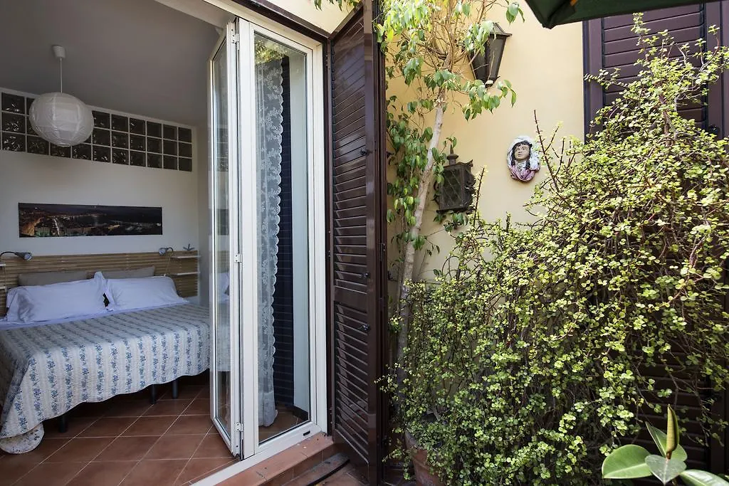 Bed and Breakfast Terrazza Duomo Neapel Italien