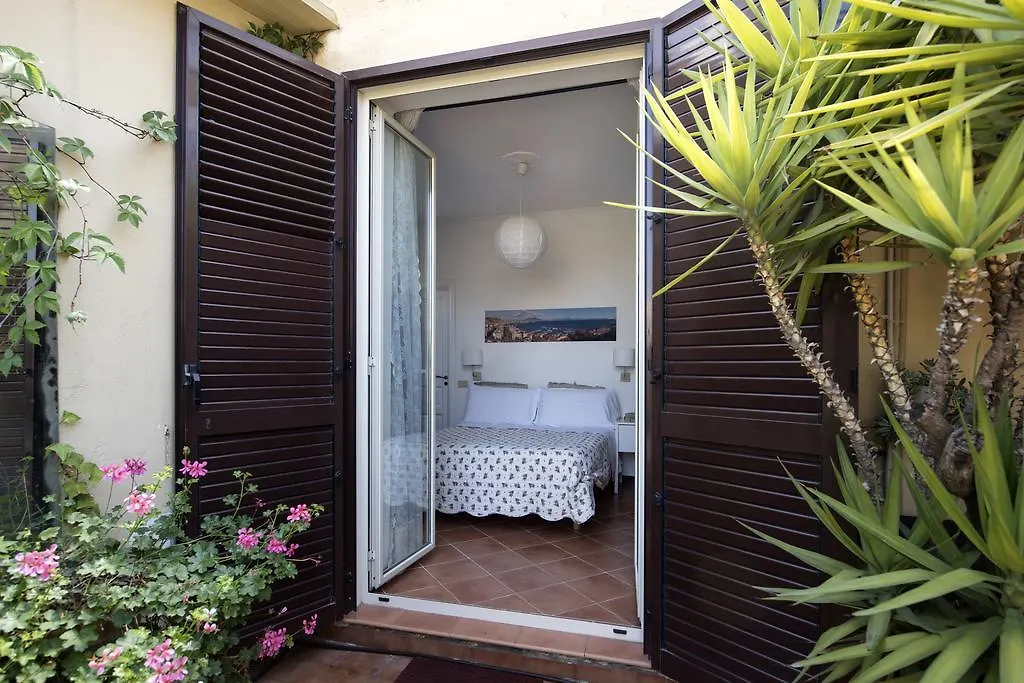 Bed and Breakfast Terrazza Duomo Neapel 3*,  Italien
