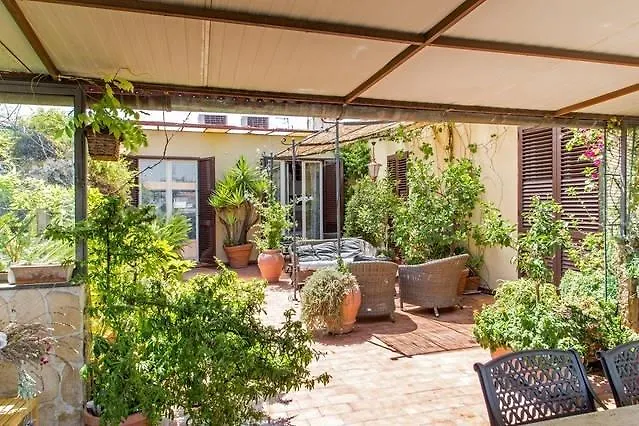 *** فندق مبيت وإفطار مبيت وإفطار نابولي Terrazza Duomo إيطاليا
